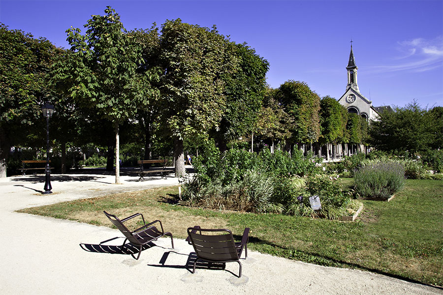 Jardin de la cour d'honneur, Issy-les-Moulineaux