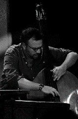 Matthieu Bloch, contrebasse jazz et basse électrique