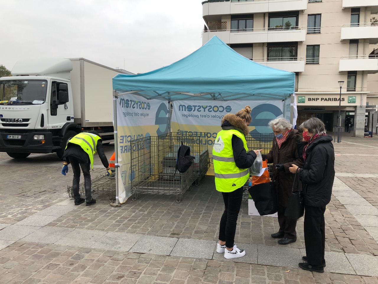 Collectes solidaires des déchets électrique et électroniques