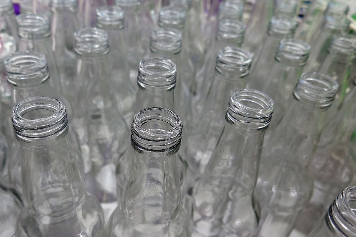 Bouteilles en verre, vides