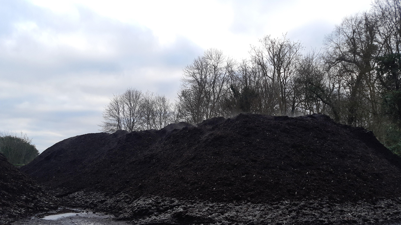 Dernière étape de la transformation : le compost est désormais prêt !
