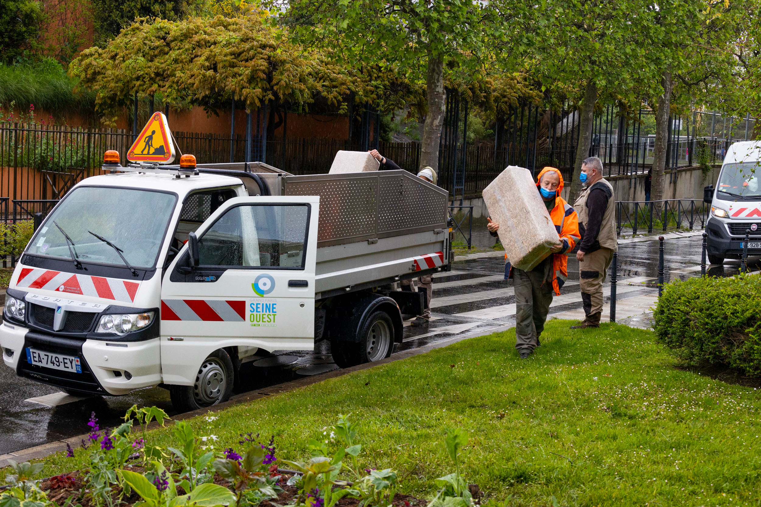 Jardiniers / fleurissement estival 2021 à Boulogne-Billancourt