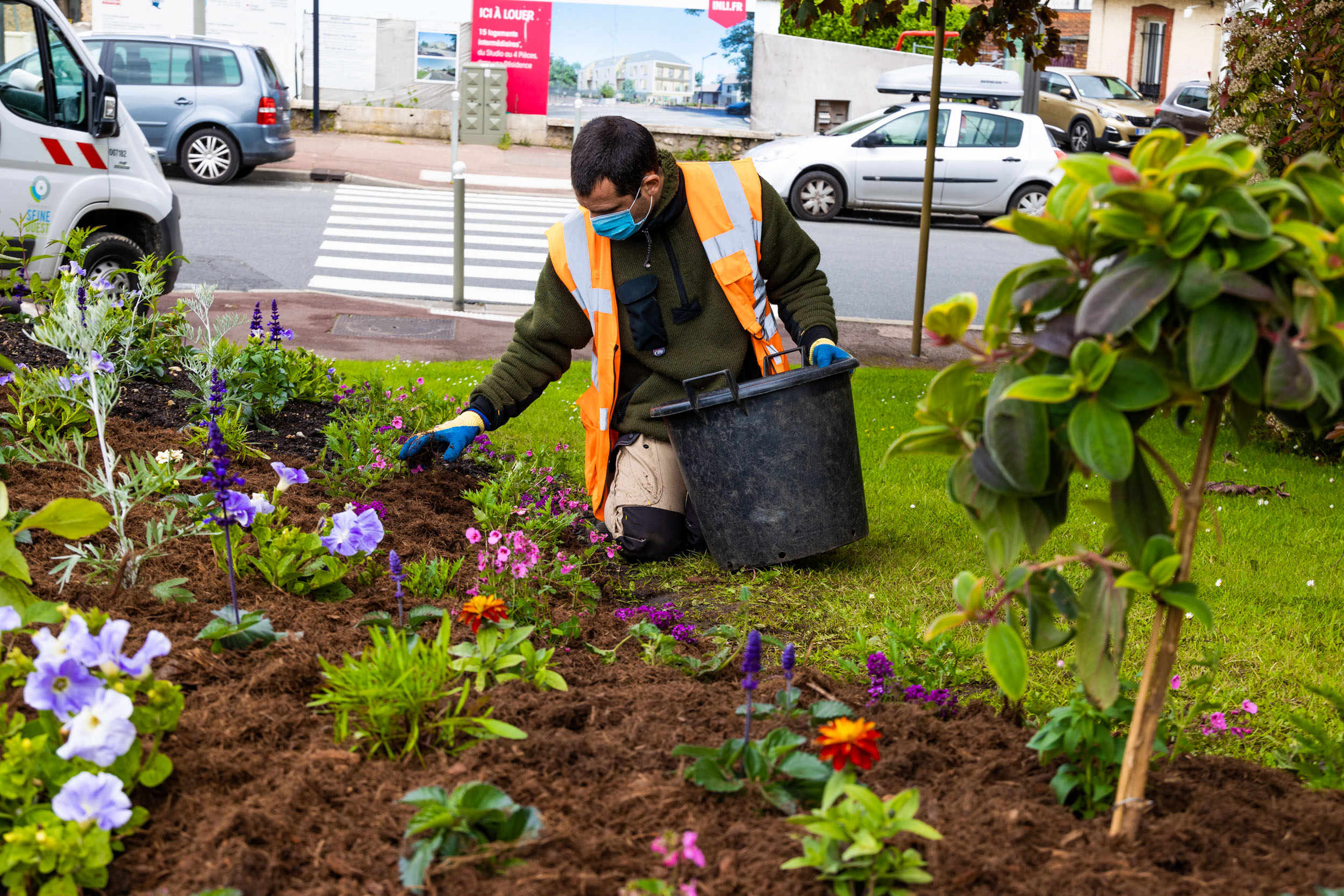 Jardiniers / fleurissement estival 2021 à Sèvres