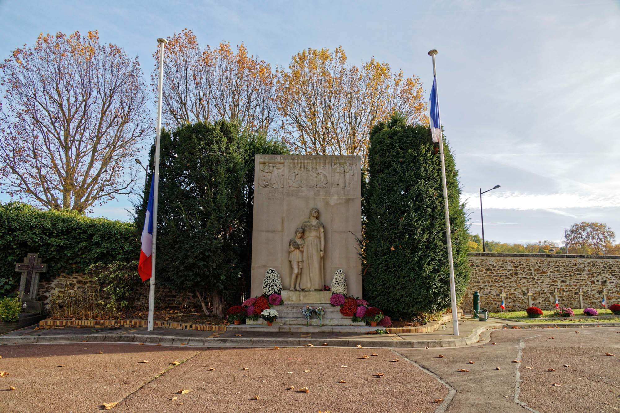 Chrysanthèmes d'automne au cimetière Pierre Grenier, Boulogne-Billancourt